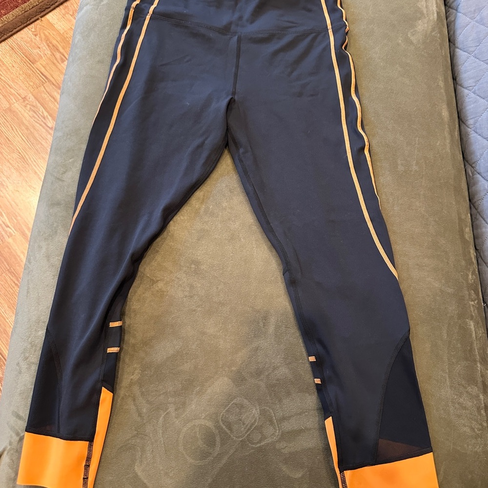 EUC Zyia Gameday Black and Orange  Leggings